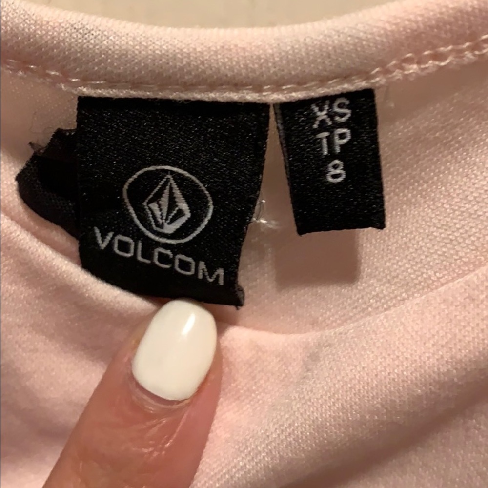 Volcom pink crop top - Picture 2 of 4
